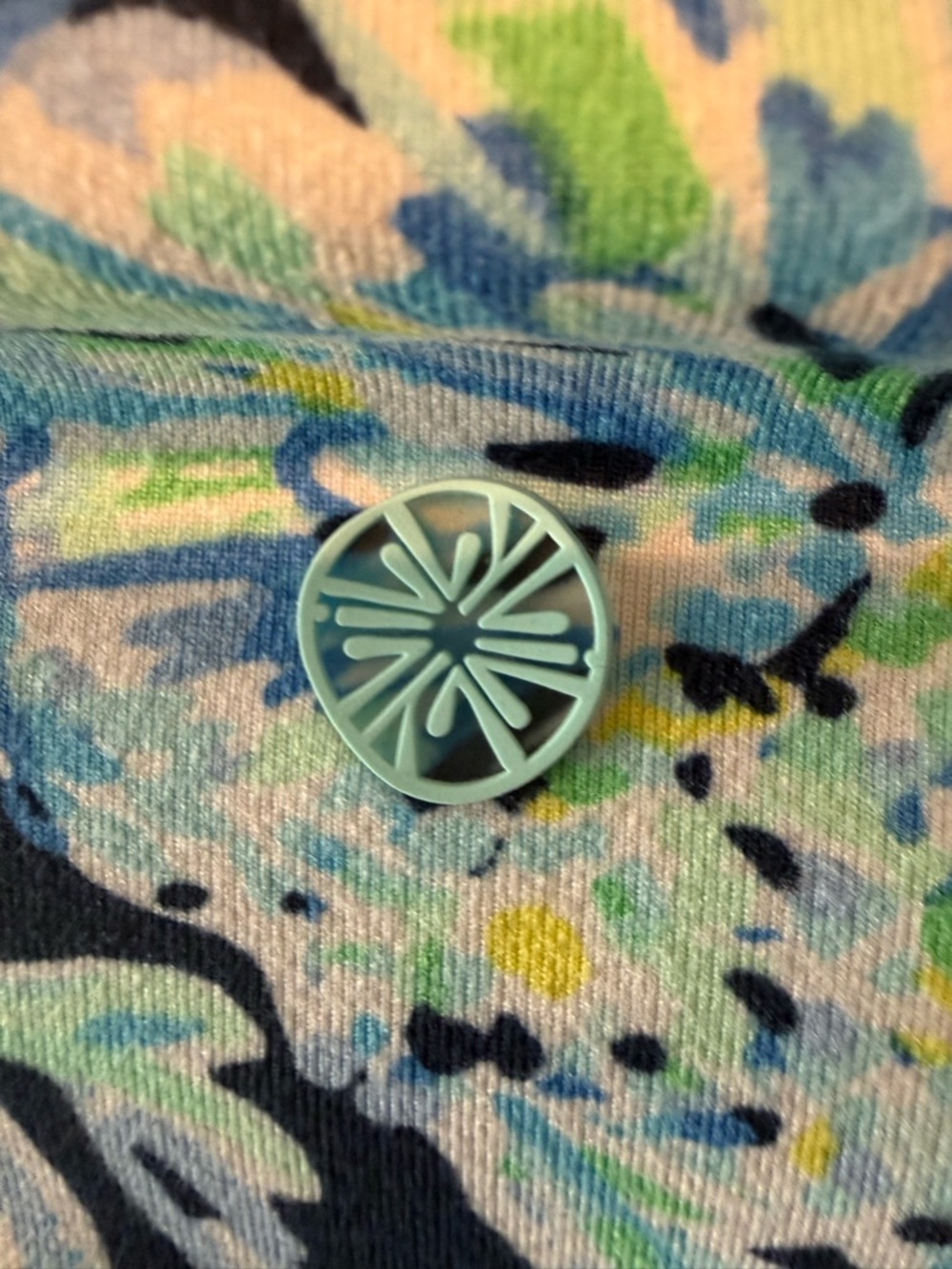 Lilly Pulitzer Navy, Aqua & Pink Floral Capri Leggings NWOT - Picture 8 of 10